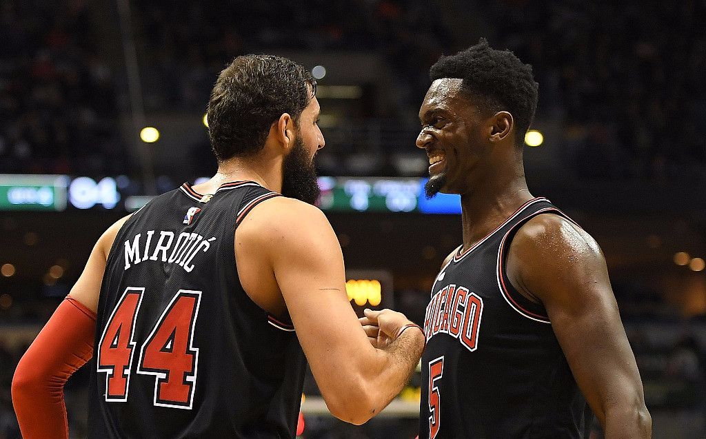 43.3米超远吊射破门，亚当斯创造本赛季英超最远距离进球