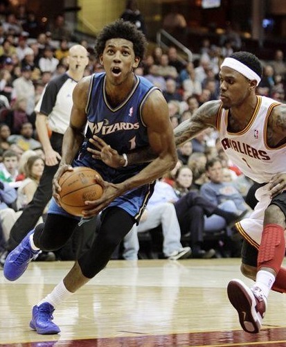 谢维军谈踢中卫：我很害怕出现失误，有经历才会有成长