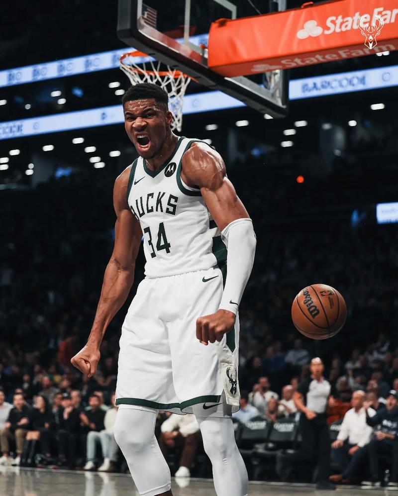 足球报：海港有意杨希，徐彬留洋仍存不确定，西海岸资金有困