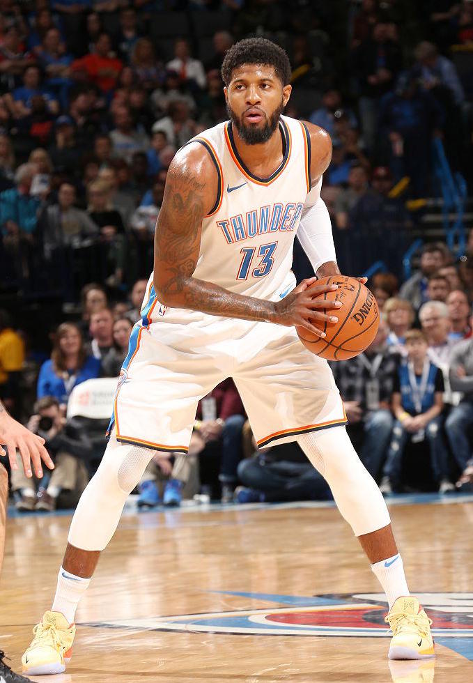 历史得分榜前十现役占三席：詹姆斯第一&KD第八&哈登第十